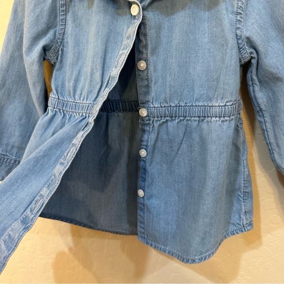 Baby gap denim button  top - Picture 3 of 4